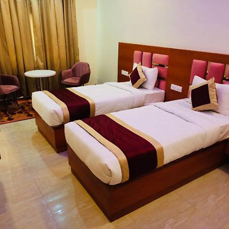 Bed and Breakfast Kusum House Greater Noida Exteriér fotografie