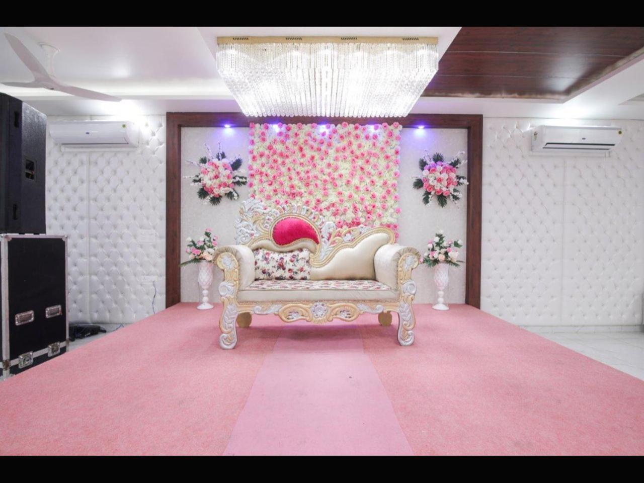 Bed and Breakfast Kusum House Greater Noida Exteriér fotografie